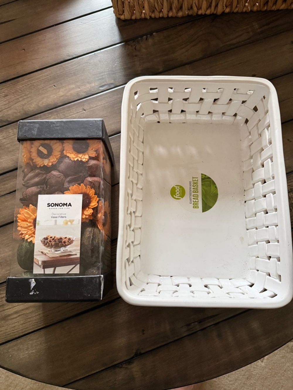 Food Network White Woven Serving Bread Basket & Sonoma sunflower vase Filler NWT
